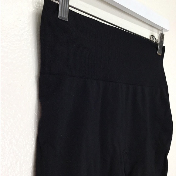 Primark Cares Black Bike Shorts - Picture 3 of 7